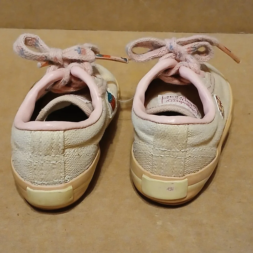 Stride Rite Strawberry Shortcake Baby Sneakers Vintage 1980s Pink Size 2 M